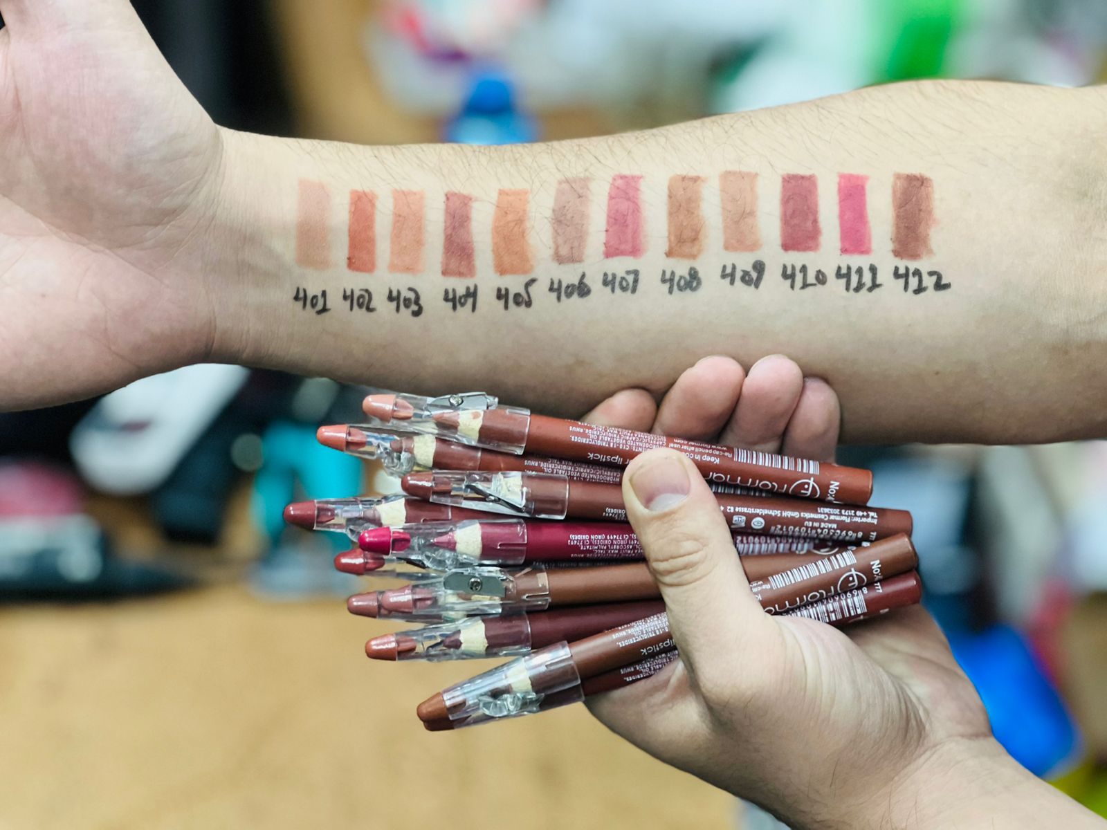 Flormar Waterproof Lipliner With Sharpner
